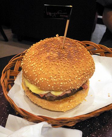 Burger_room_Hong_Kong
