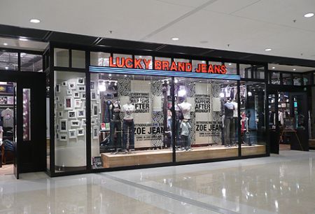 Lucky_jeans_store_Hong_Kong